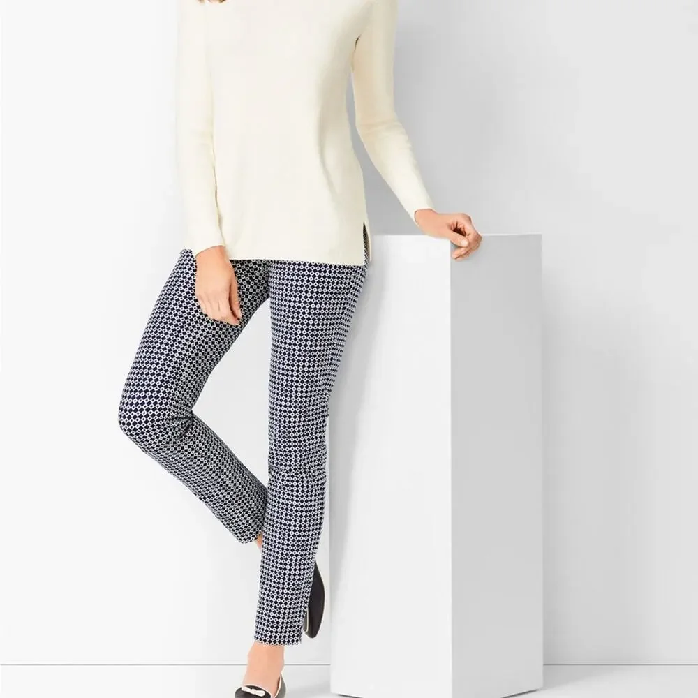 TALBOTS Chatham Ankle Pants Navy White Geo Print Size 10 Petite Preppy - Picture 8 of 8